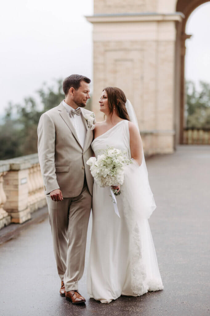 Blicke ineinander versunken