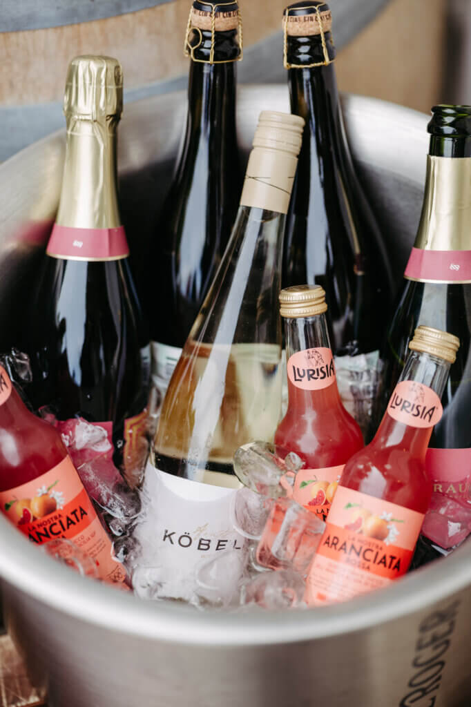 Alkoholische Getränke beim Empfang